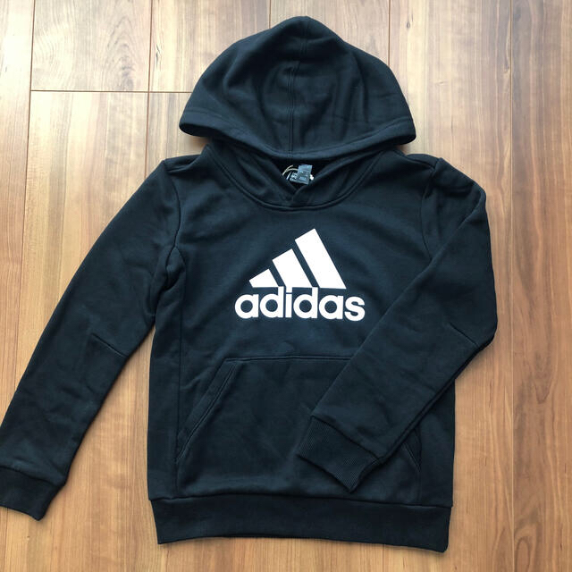 adidas(アディダス)の新品 アディダス adidas パーカー 140 スウェット トレーナー 子供 キッズ/ベビー/マタニティのキッズ服男の子用(90cm~)(ジャケット/上着)の商品写真