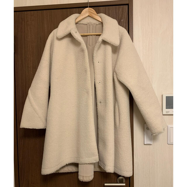 Ameri VINTAGE(アメリヴィンテージ)のAmeri VINTAGE TENT LINE BOA COAT レディースのジャケット/アウター(ムートンコート)の商品写真