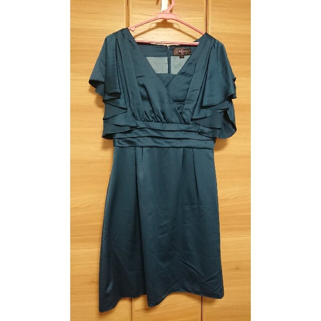 XL(13号) フェミニンAラインワンピース（フレアタイプ） レディースのフォーマル/ドレス(ミディアムドレス)の商品写真