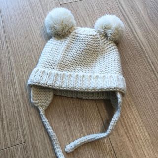 ザラキッズ(ZARA KIDS)のzarababy ザラベビー ぽんぽん付ニット帽 80cm(帽子)