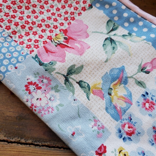 Cath Kidston(キャスキッドソン)の【エミリィ様ご専用】 ハンドメイドのファッション小物(ポーチ)の商品写真