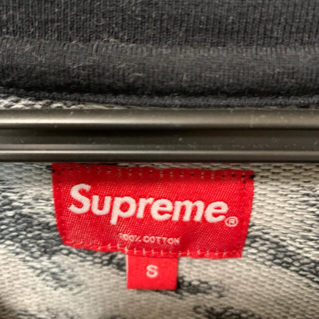 Supreme(シュプリーム)の限定値下げSignature Script Logo L/S PocketTee メンズのトップス(Tシャツ/カットソー(七分/長袖))の商品写真