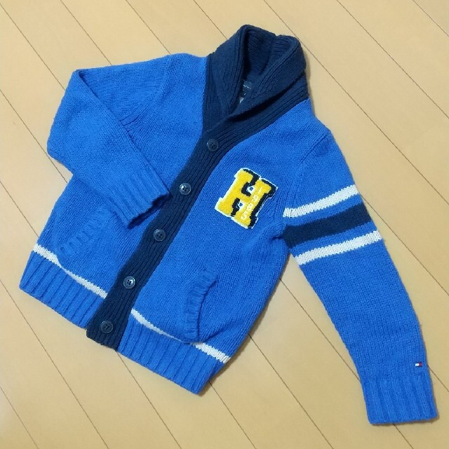 TOMMY HILFIGER(トミーヒルフィガー)のトミーヒルフィガー キッズ/ベビー/マタニティのキッズ服男の子用(90cm~)(ジャケット/上着)の商品写真