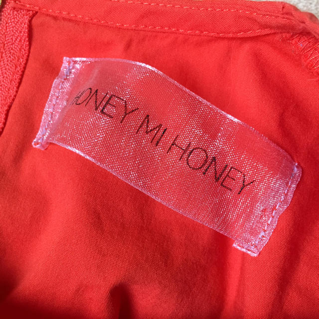 Honey mi Honey(ハニーミーハニー)のハニーミーハニー リップフリルブラウス レディースのトップス(Tシャツ(半袖/袖なし))の商品写真