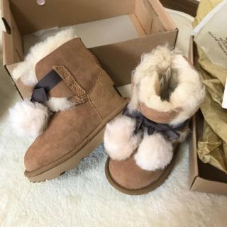 アグ(UGG)のUGG ベビー キッズ ムートンブーツ 未使用(ブーツ)