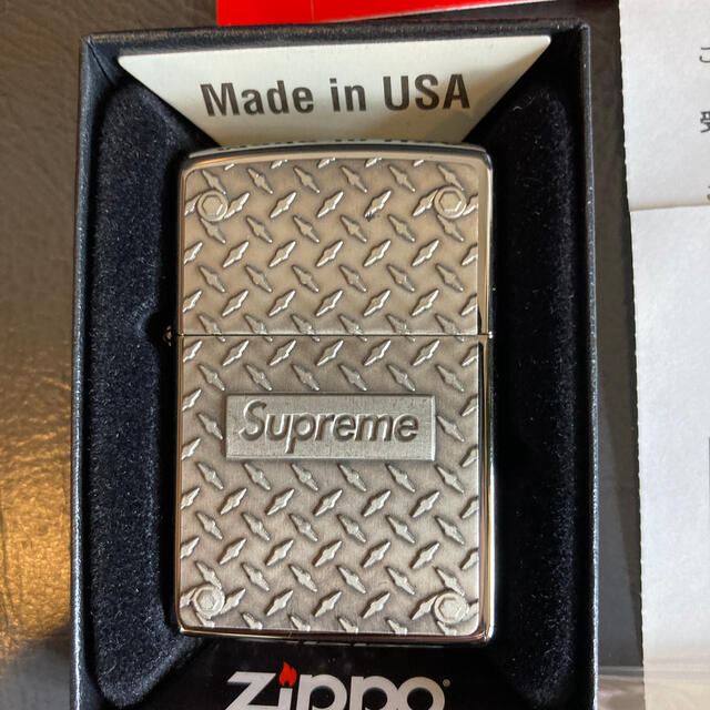 Supreme(シュプリーム)のsupreme Diamond Plate Zippo メンズのファッション小物(タバコグッズ)の商品写真