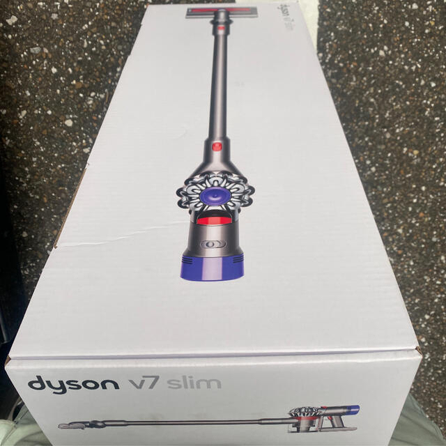 Dyson(ダイソン)のダイソン v7 slim スマホ/家電/カメラの生活家電(掃除機)の商品写真