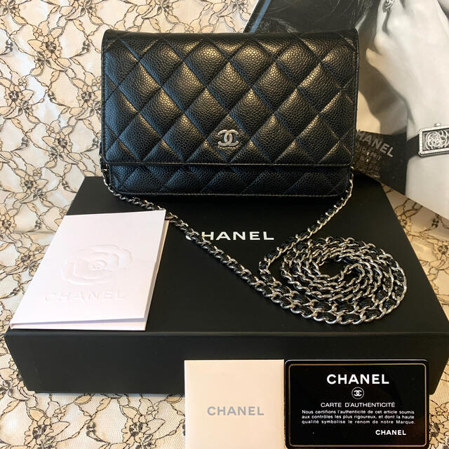 キャビアスキンサイズ正規品 シャネル CHANEL 美品 チェーンウォレット キャビアスキン 財布