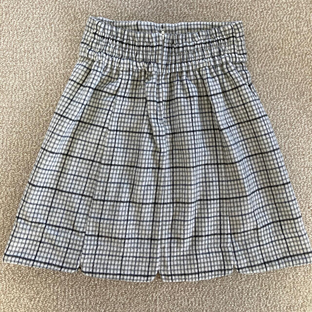 MAJESTIC LEGON(マジェスティックレゴン)のチェック柄　白　スカート　今月末まで レディースのスカート(ひざ丈スカート)の商品写真