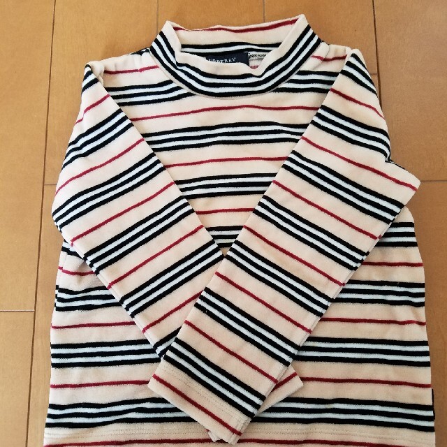 BURBERRY(バーバリー)のBurberry 子供服100A キッズ/ベビー/マタニティのキッズ服女の子用(90cm~)(Tシャツ/カットソー)の商品写真