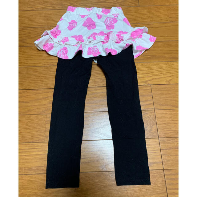 EARTHMAGIC(アースマジック)のアースマジック　スカッツ100 キッズ/ベビー/マタニティのキッズ服女の子用(90cm~)(パンツ/スパッツ)の商品写真