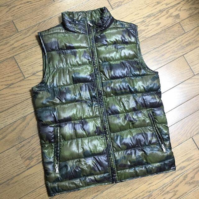 ZARA(ザラ)の美品 ZARA MAN　カモフラ柄　ダウンジャケット　ザラ メンズのジャケット/アウター(ダウンベスト)の商品写真