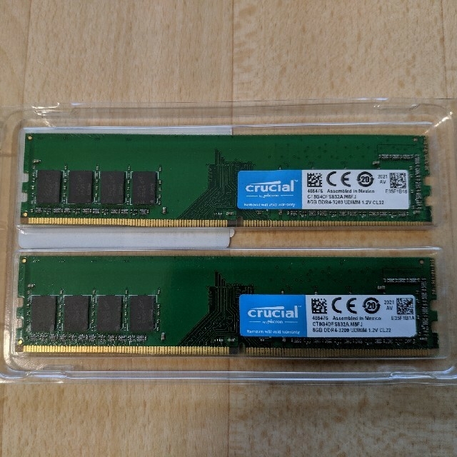 新品未開封 メモリ Crucial ddr4 3200 8gb×2