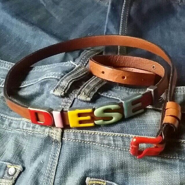 DIESEL(ディーゼル)のDIESEL/レディース ベルト レディースのファッション小物(ベルト)の商品写真