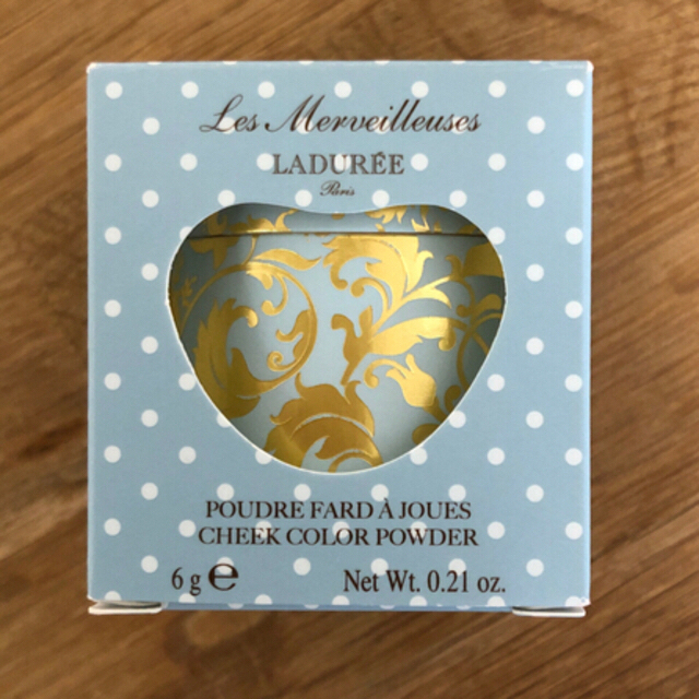 LADUREE(ラデュレ)の未使用　ラデュレ　チーク コスメ/美容のベースメイク/化粧品(チーク)の商品写真