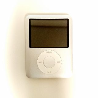 アップル(Apple)のiPod nano 第3世代(ポータブルプレーヤー)