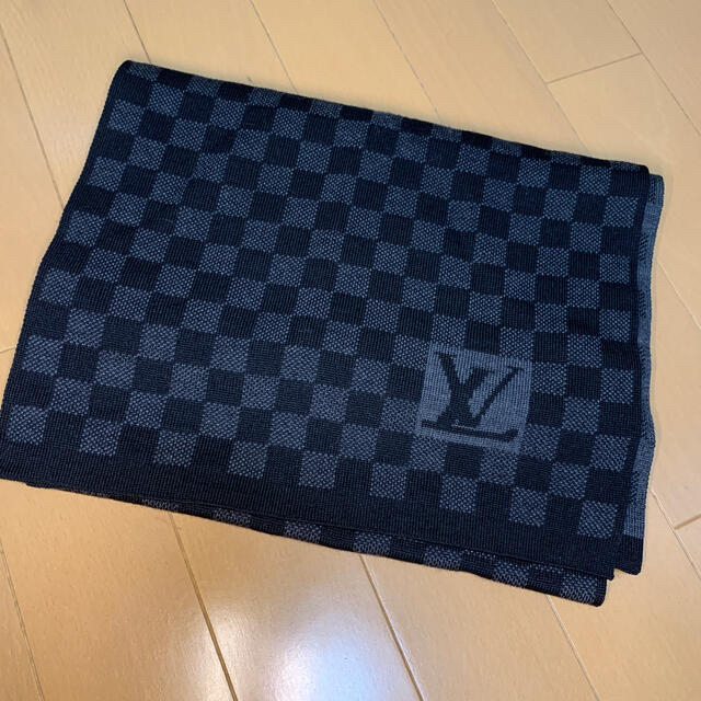 LOUIS VUITTON(ルイヴィトン)のダミエマフラー メンズのファッション小物(マフラー)の商品写真