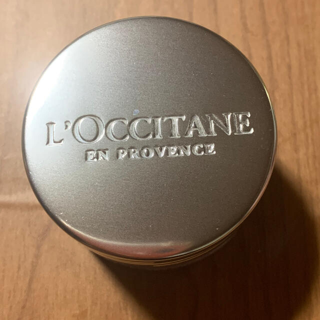 L'OCCITANE(ロクシタン)のL’occitane ロクシタン　リップスクラブ  ラズベリー　lip  コスメ/美容のスキンケア/基礎化粧品(リップケア/リップクリーム)の商品写真