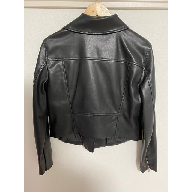 H&M(エイチアンドエム)のH&M ライダースジャケット（レザージャケット） レディースのジャケット/アウター(ライダースジャケット)の商品写真