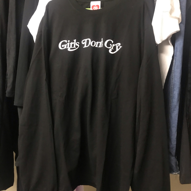 Supreme(シュプリーム)のgirls don't cry キーホルダーandロンtee メンズのファッション小物(キーホルダー)の商品写真