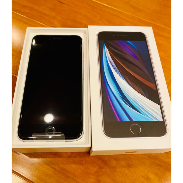 最安値100%新品 Apple iPhone SE2 64GB SIMロック解除済みの通販 by kazu's shop｜アップルならラクマ - 新品未使用 超激得大得価