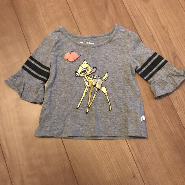 babyGAP(ベビーギャップ)のbaby gap Disney トップス  ロンT バンビ　90cm キッズ/ベビー/マタニティのベビー服(~85cm)(Ｔシャツ)の商品写真