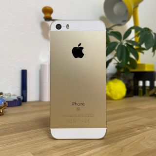 アイフォーン(iPhone)の【るり様専用】iPhone SE Gold 128 GB SIMフリー(スマートフォン本体)