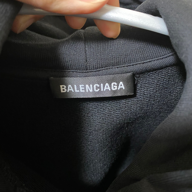 Balenciaga(バレンシアガ)のBALENCIAGA バレンシアガ　19aw フーディー特価！ メンズのトップス(パーカー)の商品写真