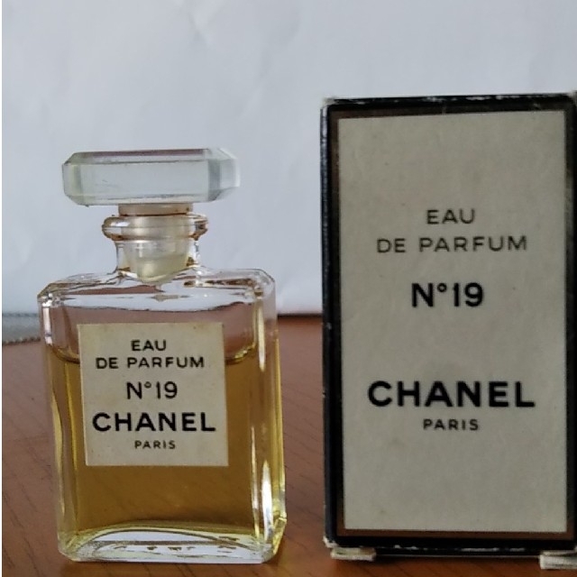 選べる2個セット 【香水】CHANEL 19番 4ml - 通販 - motelparati.com.br