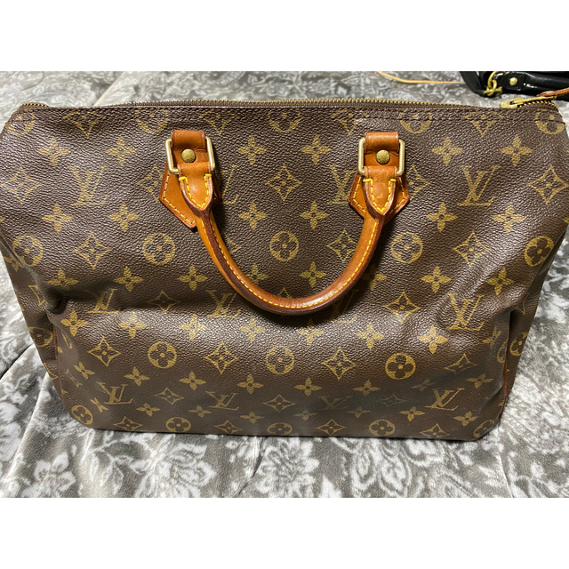 LOUIS VUITTON(ルイヴィトン)のルイヴィトン モノグラム スピーディ35 レディースのバッグ(ハンドバッグ)の商品写真