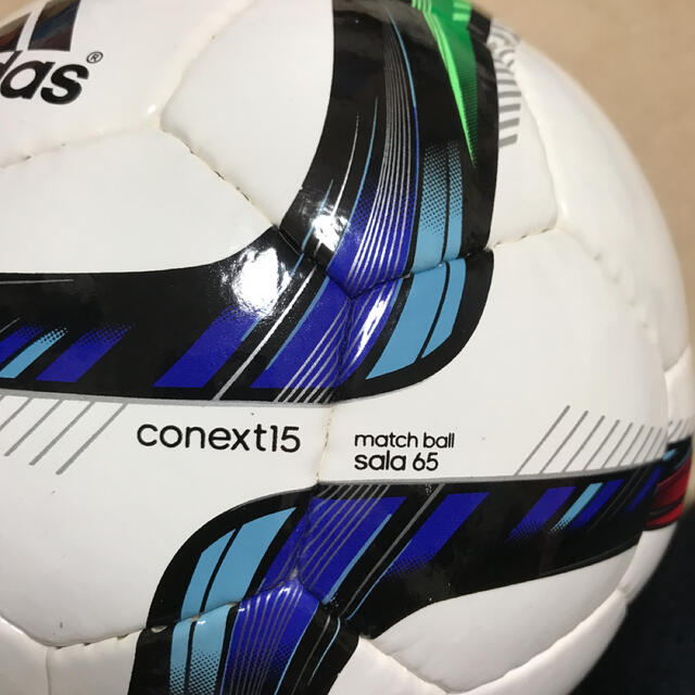 adidas(アディダス)のフットサル用　ボール スポーツ/アウトドアのサッカー/フットサル(ボール)の商品写真