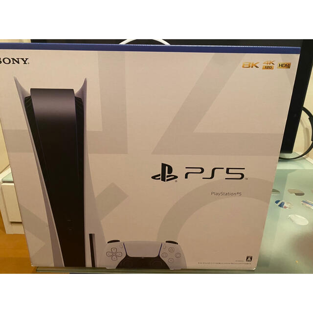 PlayStation(プレイステーション)のplaystation5 ps5 本体　通常盤　ディスクドライブモデル エンタメ/ホビーのゲームソフト/ゲーム機本体(家庭用ゲーム機本体)の商品写真