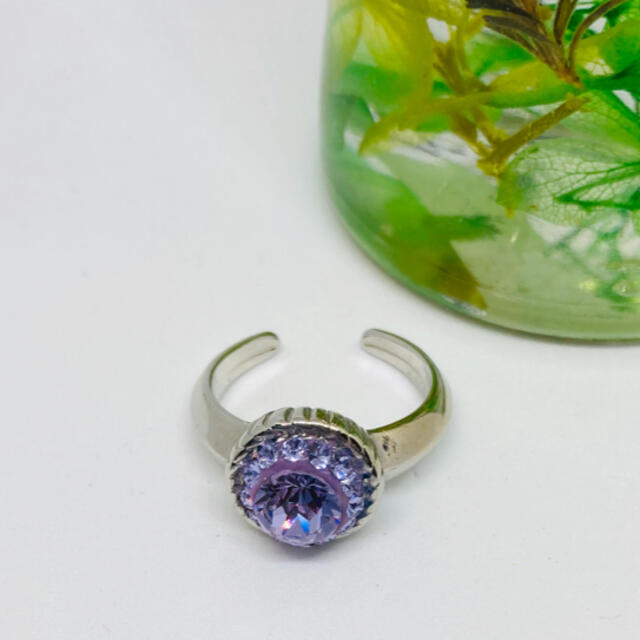 SWAROVSKI(スワロフスキー)のスワロフスキー紫リング レディースのアクセサリー(リング(指輪))の商品写真