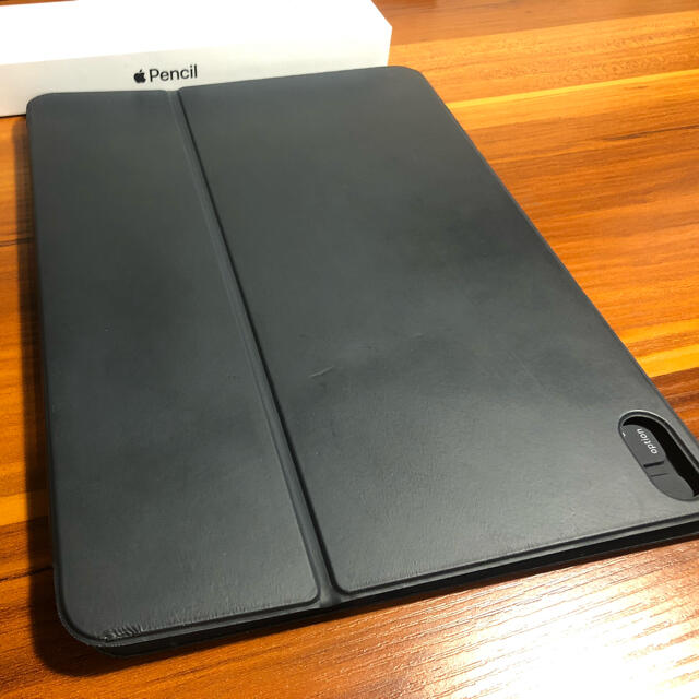 Apple Pencil&Smart Keyboard Folio（11インチ）