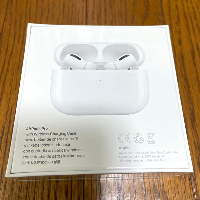 Apple(アップル)の新品未開封Apple AirPods Pro 正規品 MWP22ZA/A スマホ/家電/カメラのオーディオ機器(ヘッドフォン/イヤフォン)の商品写真