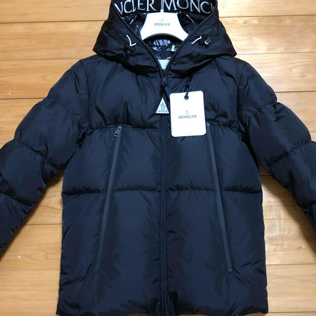 MONCLER(モンクレール)のす様専用 MONTCLA MONTCLAR モンクラー サイズ1 メンズのジャケット/アウター(ダウンジャケット)の商品写真