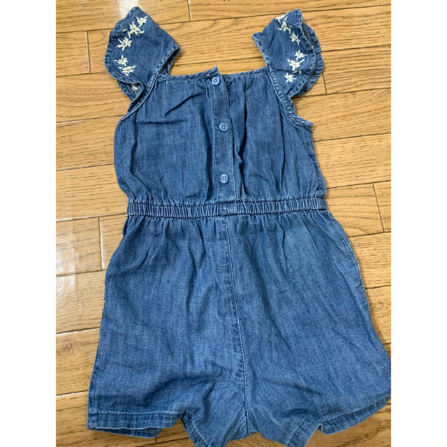 babyGAP(ベビーギャップ)のbabyGAP サロペット ロンパース　90＆ボーダートップス　95 キッズ/ベビー/マタニティのキッズ服女の子用(90cm~)(ワンピース)の商品写真