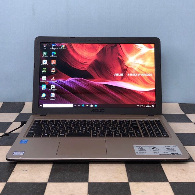 2015年ASUS オールインワンパソコン Core i3 Windows10