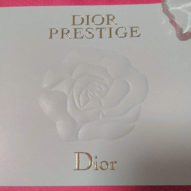 Christian Dior(クリスチャンディオール)のDiorプレステージマイクロ ユイル ド ローズ セラム コスメ/美容のスキンケア/基礎化粧品(美容液)の商品写真