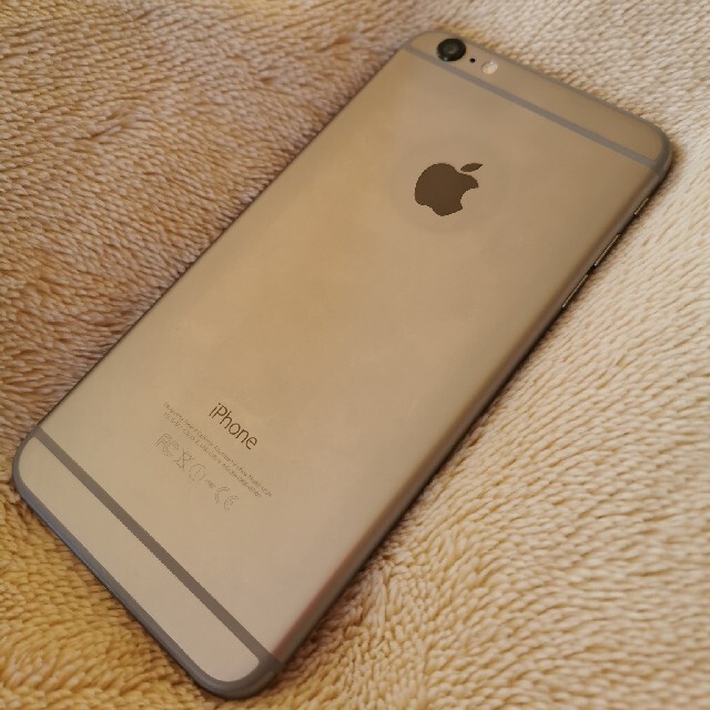 iPhone(アイフォーン)のiphone6 plus 64GB Space Gray docomo スマホ/家電/カメラのスマートフォン/携帯電話(スマートフォン本体)の商品写真