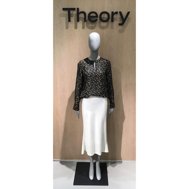 Theory 19aw ミディ丈スカー