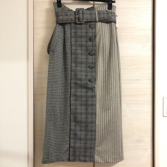 【新品】チェック配色サス付きタイトスカート