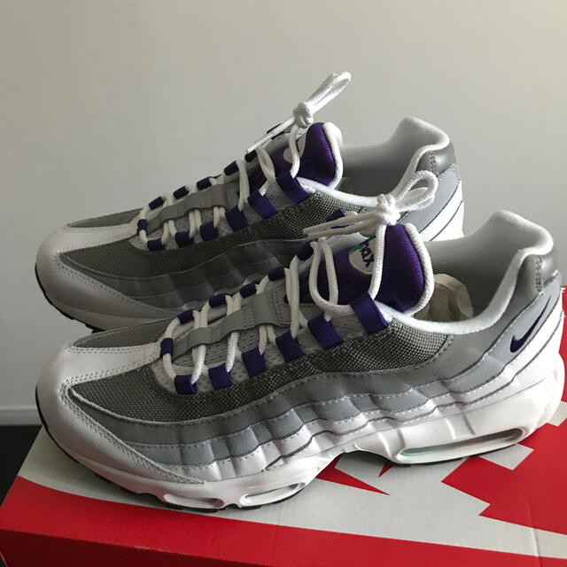 NIKE(ナイキ)のtd1281様専用　Nike air max 95 グレープ WMNS 29cm メンズの靴/シューズ(スニーカー)の商品写真