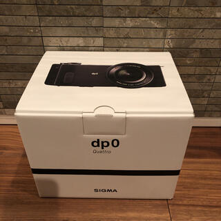 シグマ(SIGMA)の【新品未開封】SIGMA dp Quattro DP0 QUATTRO(コンパクトデジタルカメラ)