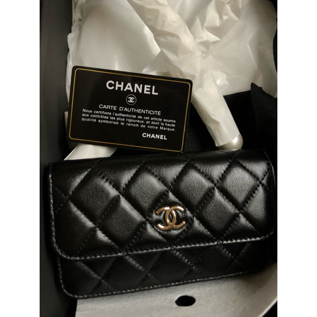 CHANEL(シャネル)のCHANEL シャネル　パール　チェーンクラッチ　バッグ　ウォレット レディースのバッグ(ショルダーバッグ)の商品写真