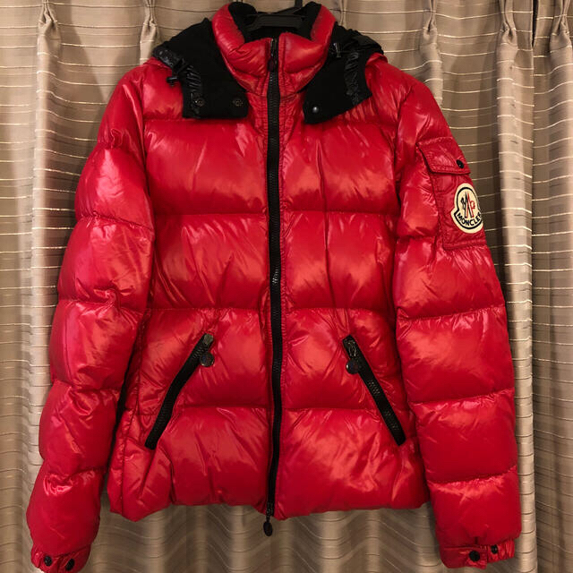 MONCLER(モンクレール)の最終値下げ✴︎モンクレール✴︎レッド レディースのジャケット/アウター(ダウンジャケット)の商品写真