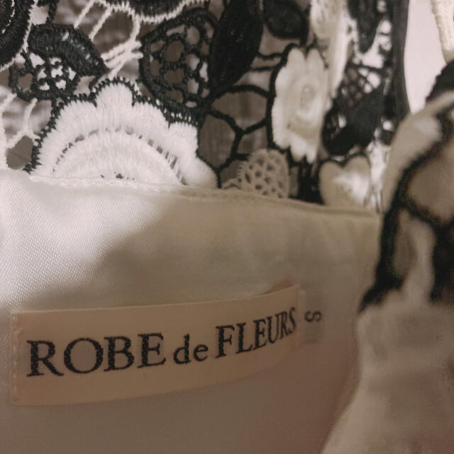 大得価即納 ROBE ♡ ローブドフルール ♡ キャバドレスの通販 by shop｜ローブならラクマ - ROBE de FLEURS 2022送料無料