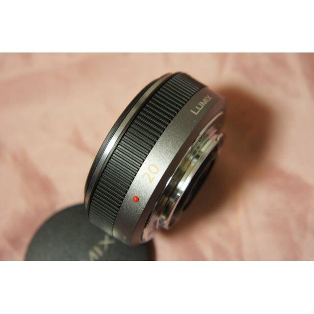 Panasonic(パナソニック)の美品 LUMIX 20mm F1.7 ASPH. 単焦点レンズ おまけ付きH-H スマホ/家電/カメラのカメラ(レンズ(単焦点))の商品写真