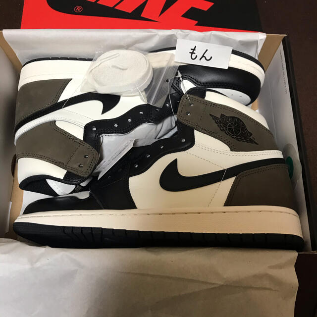 NIKE(ナイキ)のAIR JORDAN 1 RETRO HIGH OG DARK MOCHA メンズの靴/シューズ(スニーカー)の商品写真