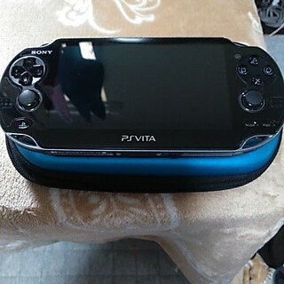 プレイステーションヴィータ(PlayStation Vita)のPS VITA 1100　(携帯用ゲーム機本体)